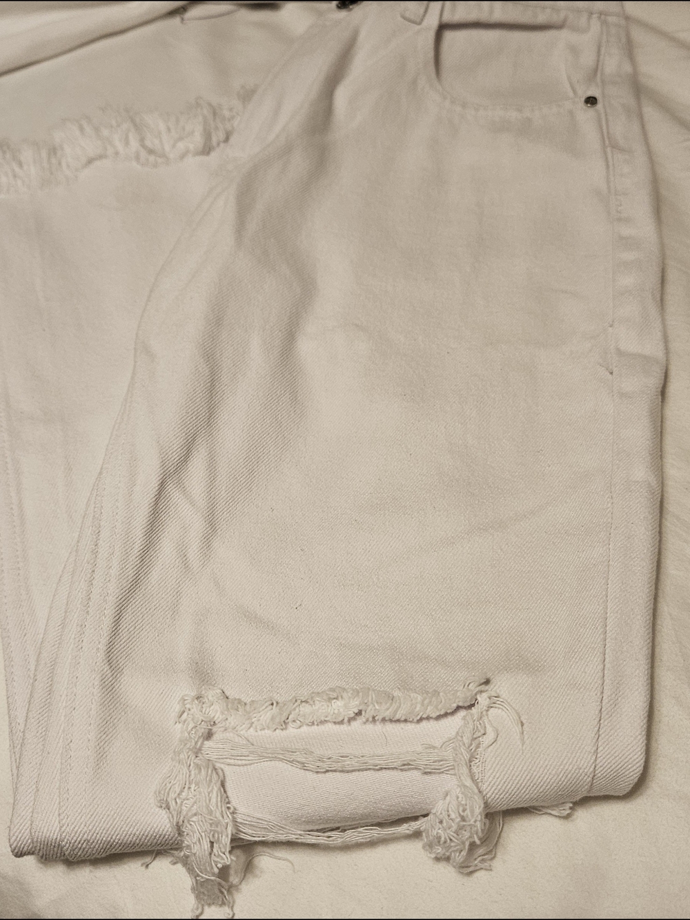 Insane GENE White Distressed Denim Jeans SIZE 5/26